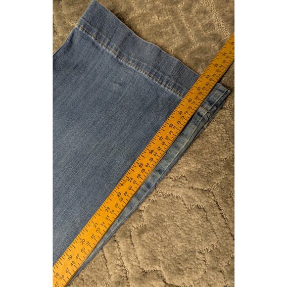 Express Bell Flare High Rise Jeans WOMENS 4R Stretch Denim 32 Inseam Bohemian - Picture 6 of 8
